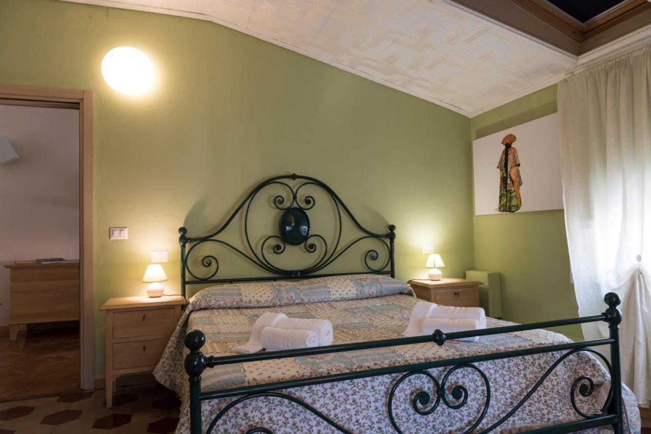 Bb La Bella Addormentata E Il Principe Calaf Bed & Breakfast Lucca Dış mekan fotoğraf